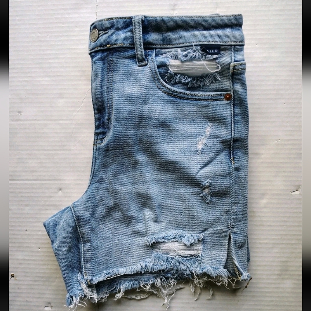 Cello Shorts Women’s Size M Blue Denim Distressed Cotton Chino Festival Raw Hem